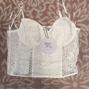 White Princess Polly Fleetwpod Top NWT
